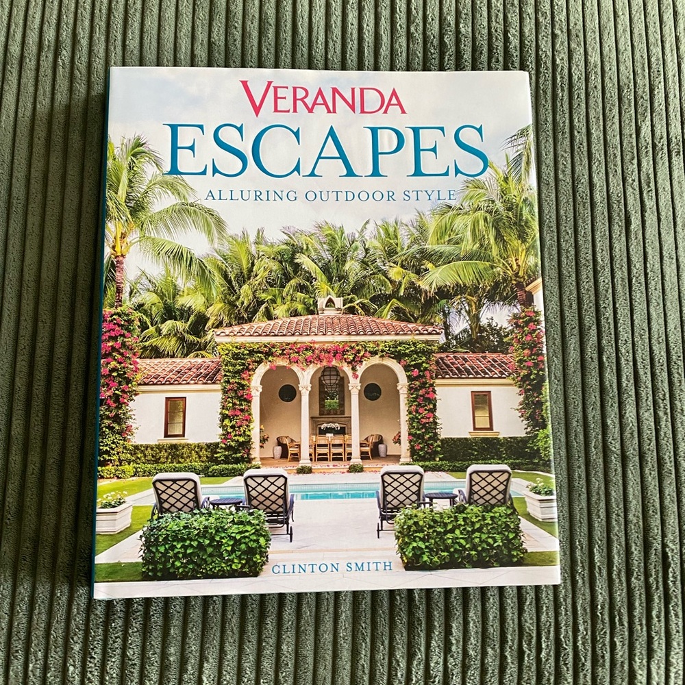 LIKE NEW - Veranda Escapes - Large coffee table book